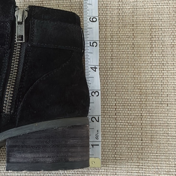 Born Distressed Suede Bootie Stacked Heel Side Zipper Buckle Detail Size 6/ 36.5 - Picture 11 of 12